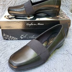 Easy Street 5th Avenue Plush Champion Black Leathe